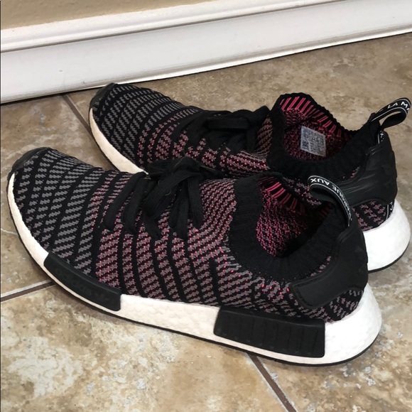 Adidas NMD_R1 Flyknit - Picture 4 of 5